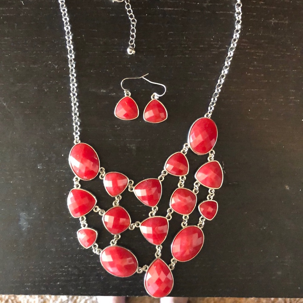Silver and red stone necklace and earrings